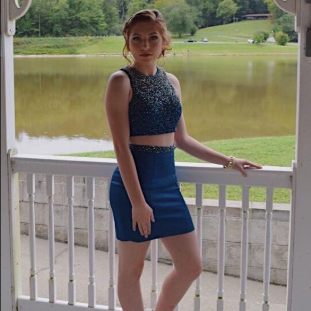 2 piece homecoming dress